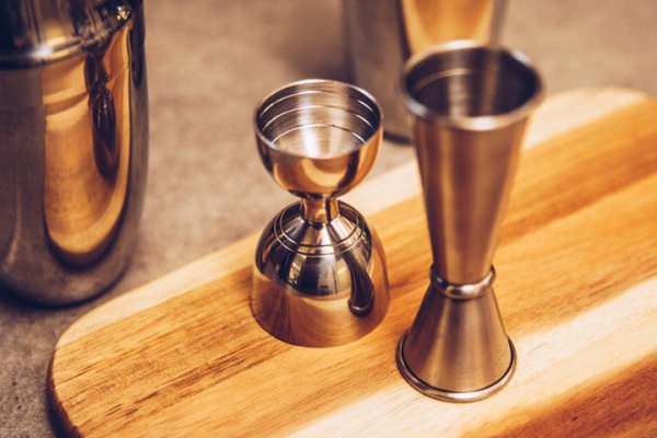 jigger là gì, vì sao E2bet tỷ lệ kèo World Cup 2026 bartender không thể thiếu jigger